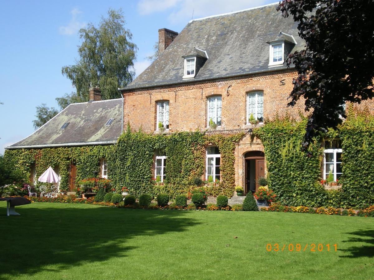 Le Chateau Bed and Breakfast Neuville-Coppegueule Exterior foto